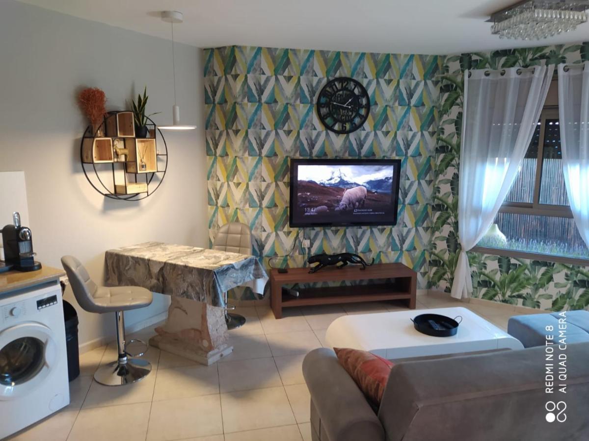 Apartment Amdar Village With Garden エイラート エクステリア 写真